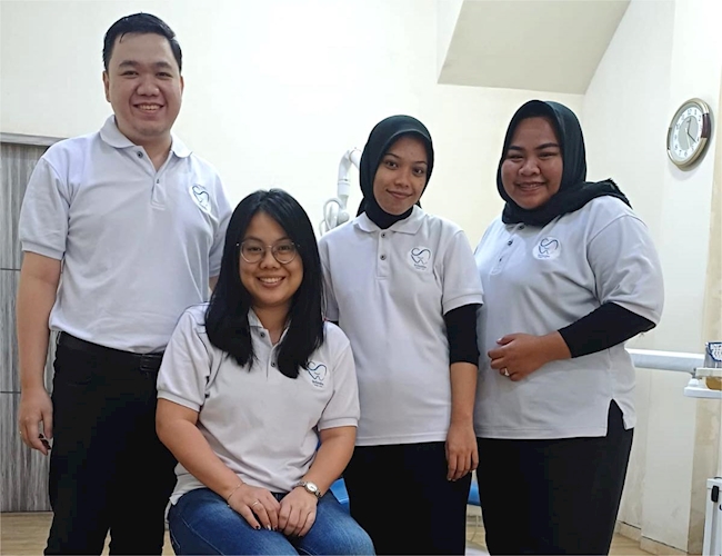 InSmile Dental Care: Konsistensi Profesionalisme dalam Era Digital